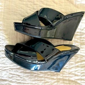 Women’s black patent leather wedge heels.  Gianni Bini. Size 8